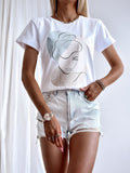 White T-Shirt with Face Contour Print | FL-48