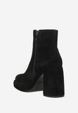 Wojas Black Velour Leather Heeled Boots | 5520261