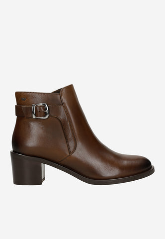 Wojas Brown Leather Insulated Ankle Boots with Belt | 5532752