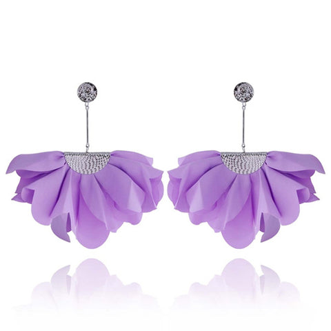 Light Purple Long Satin Earrings with Silver Details | E99015
